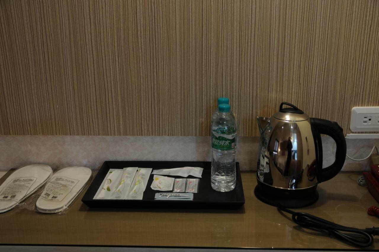 Sung Tai Hotel Kaohsiung Extérieur photo