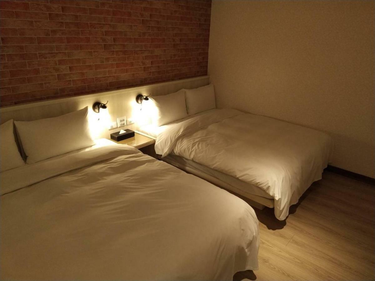 Sung Tai Hotel Kaohsiung Extérieur photo